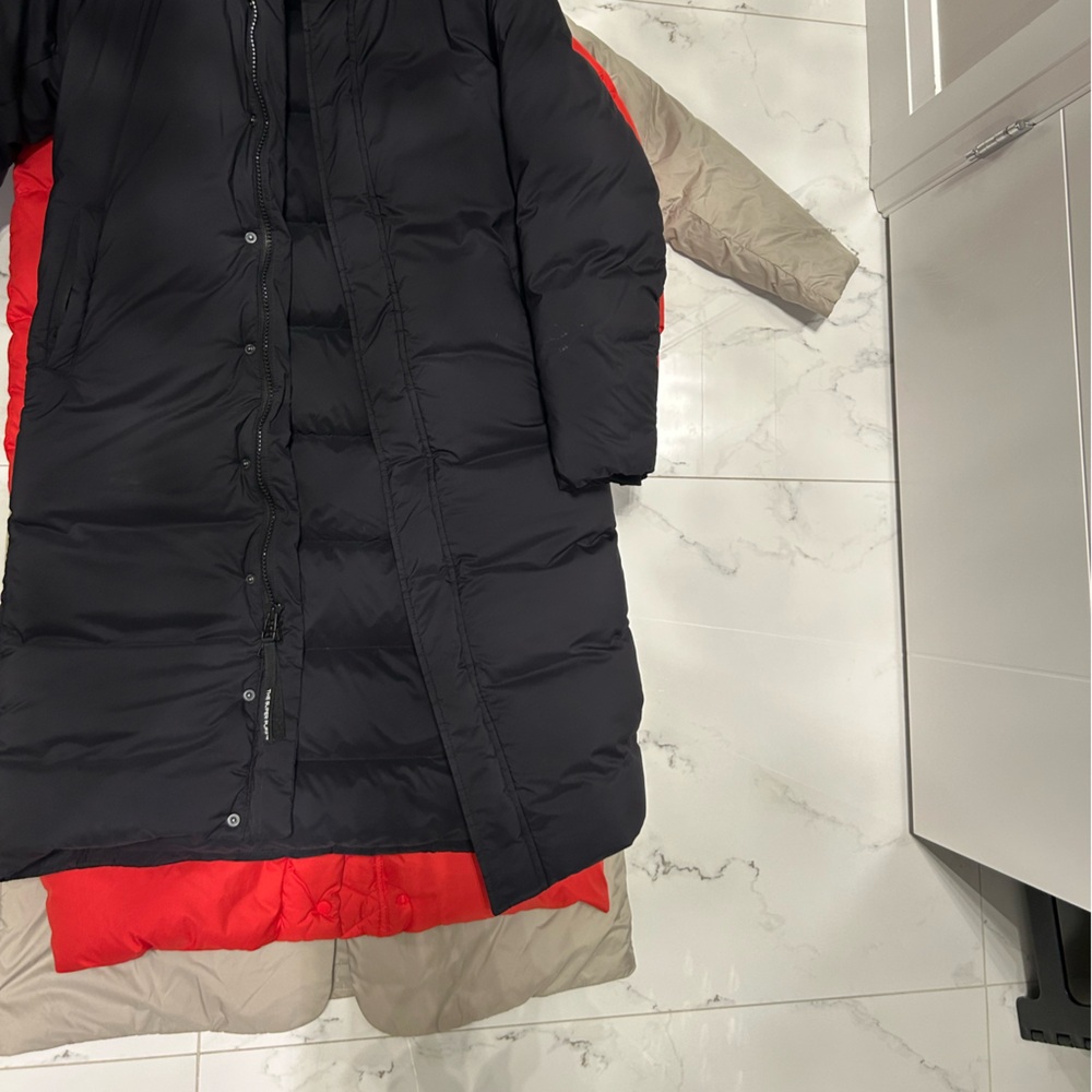 Lululemon Insulated Trench in Raw Linen, size 6 - Picture 2 of 13